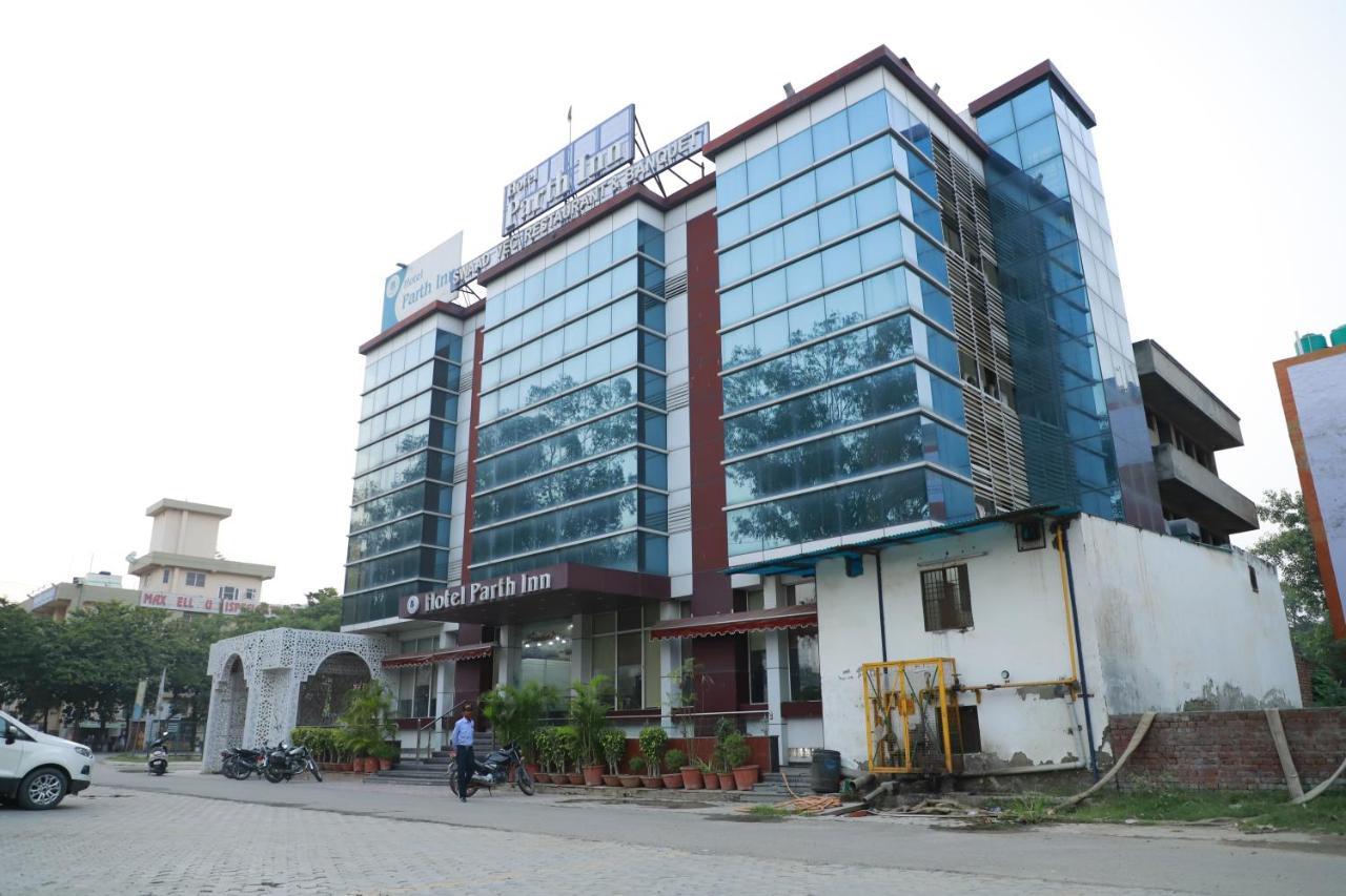 غازي أباد Hotel Parth Inn المظهر الخارجي الصورة