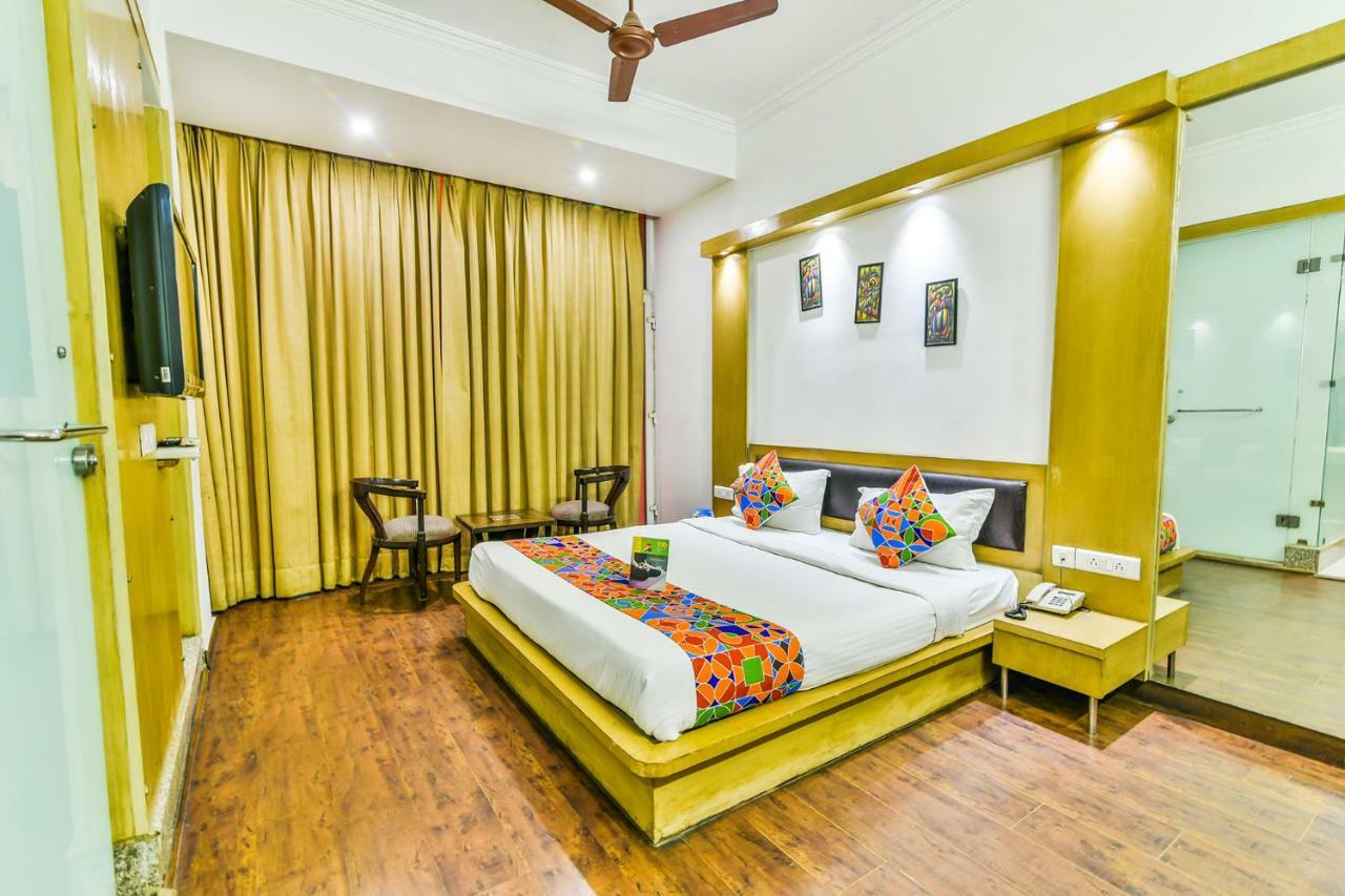 غازي أباد Hotel Parth Inn المظهر الخارجي الصورة