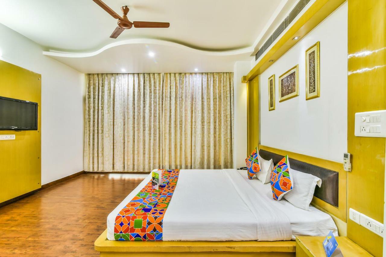 غازي أباد Hotel Parth Inn المظهر الخارجي الصورة