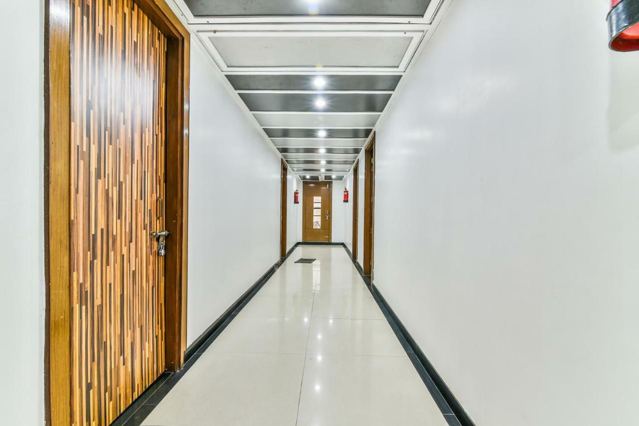 غازي أباد Hotel Parth Inn المظهر الخارجي الصورة